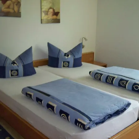 Haus Ziegaus In Wasserburg Nonnenhorner Strasse 4 Am Bodensee 아파트 *